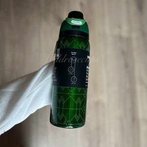 Owala Wicked For Good ELPHABA 32oz Freesip NWT